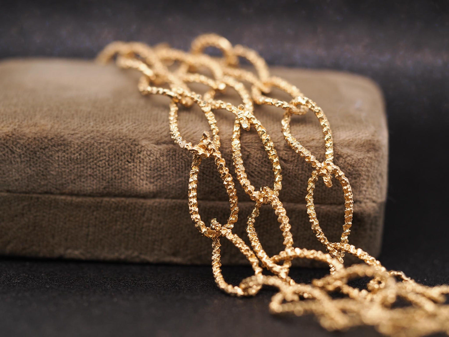 Estate 1960s Textured 14K Yellow Gold Long Chain - VHK#187b