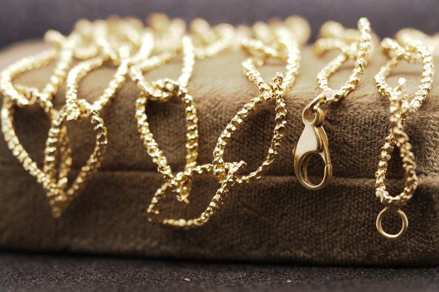 Estate 1960s Textured 14K Yellow Gold Long Chain - VHK#187b