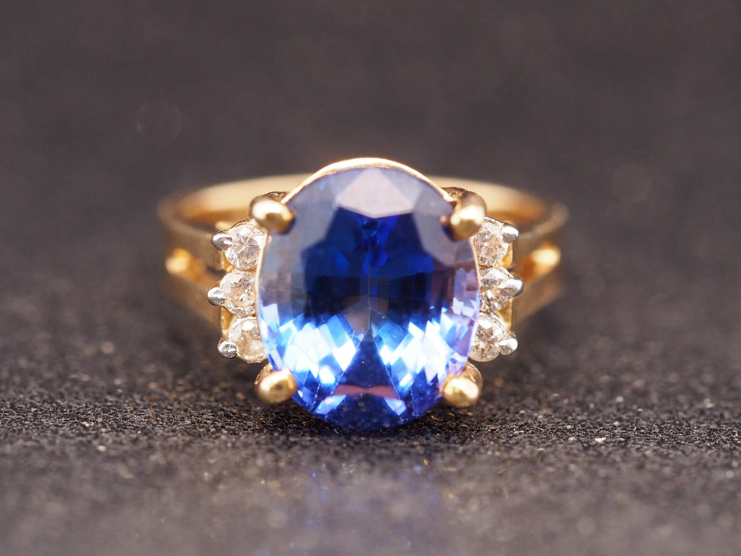 Estate LeVain 14K Yellow Gold Tanzanite and Diamond Ring - VHK#120c