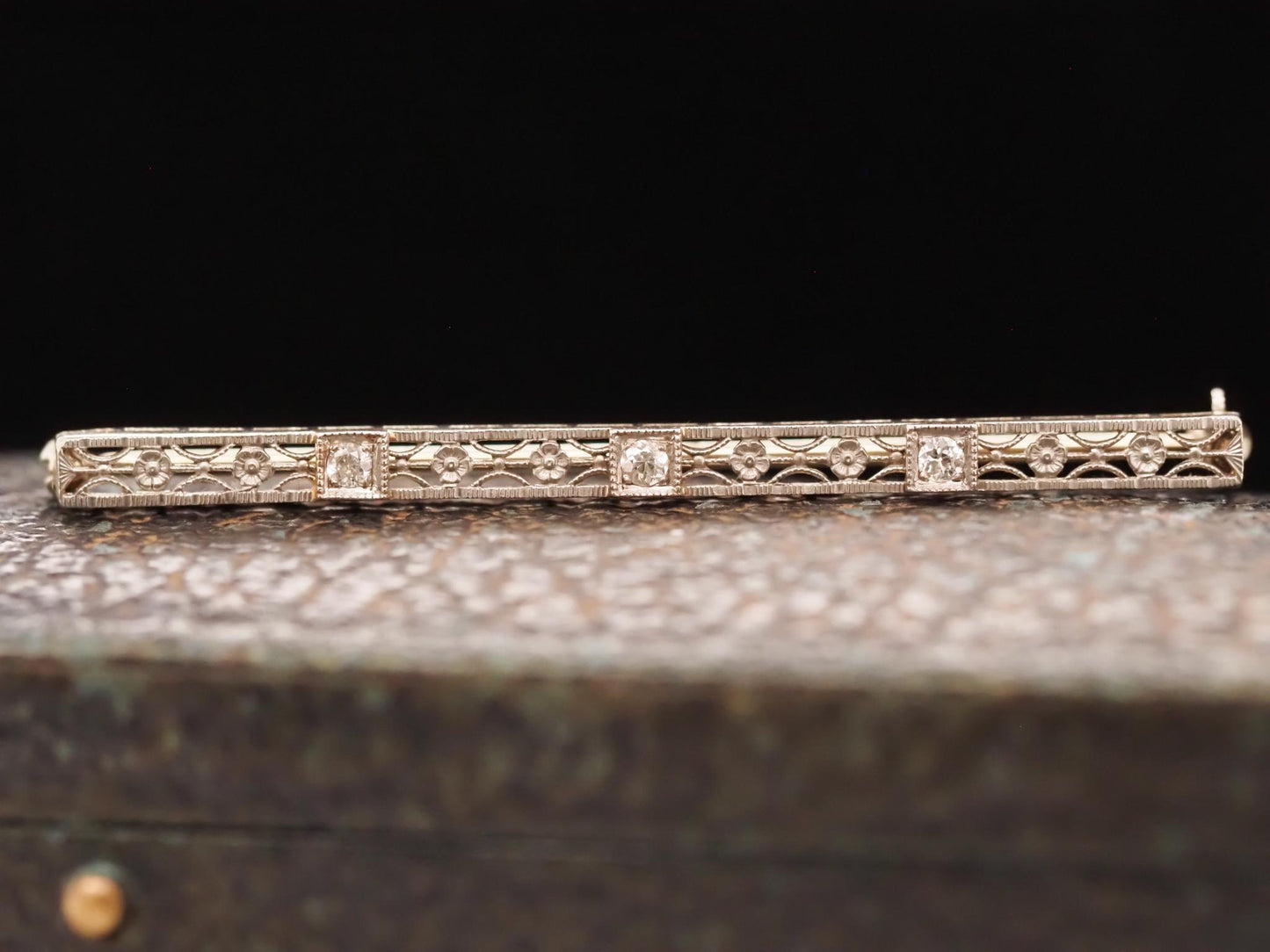 14K Gold Art Deco Diamond Bar Brooch Pin with Filigree - VHK#663