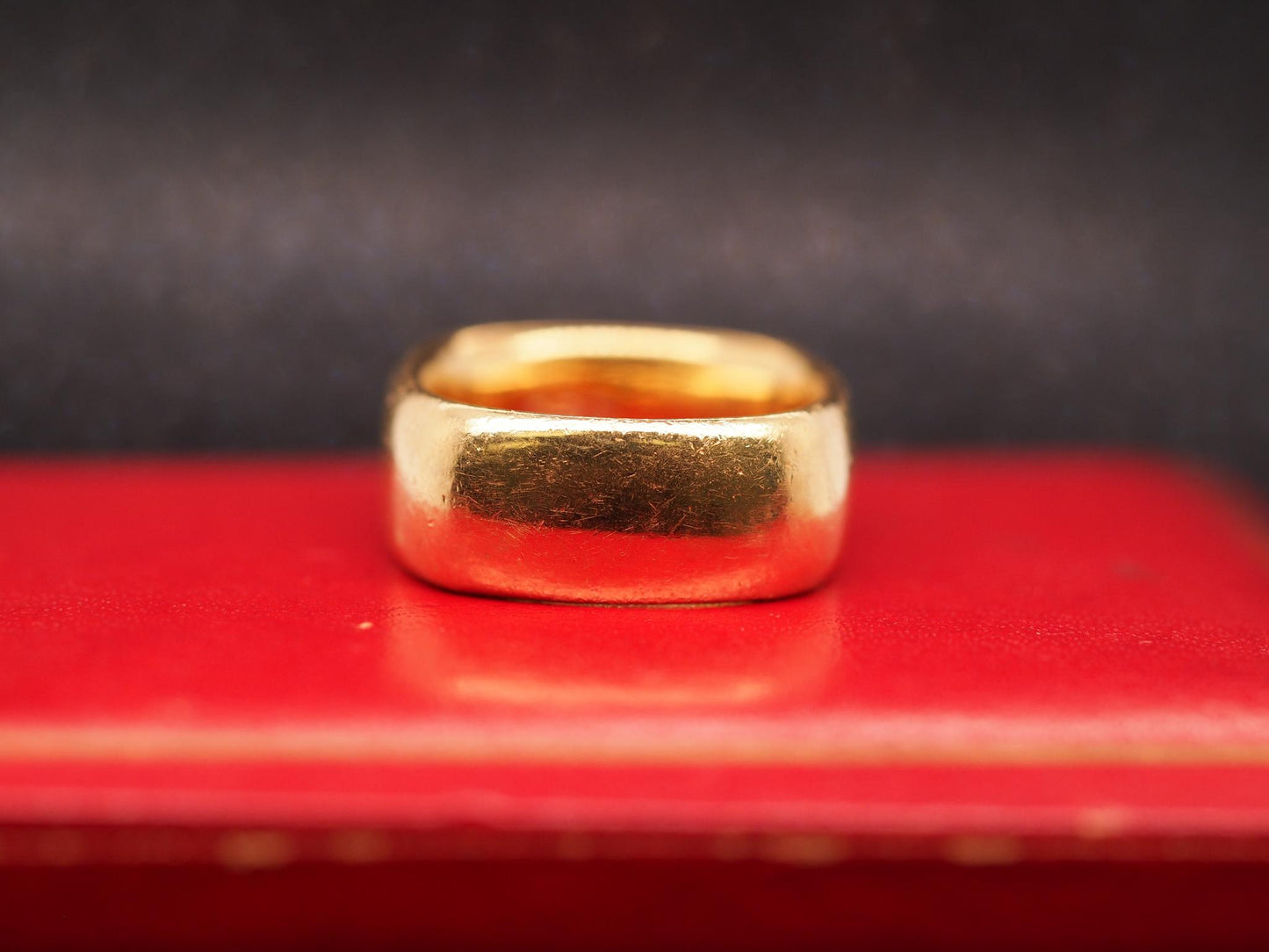 Estate Tiffany and Co. 18K Yellow Gold Wide Thick Band - VHK#328a