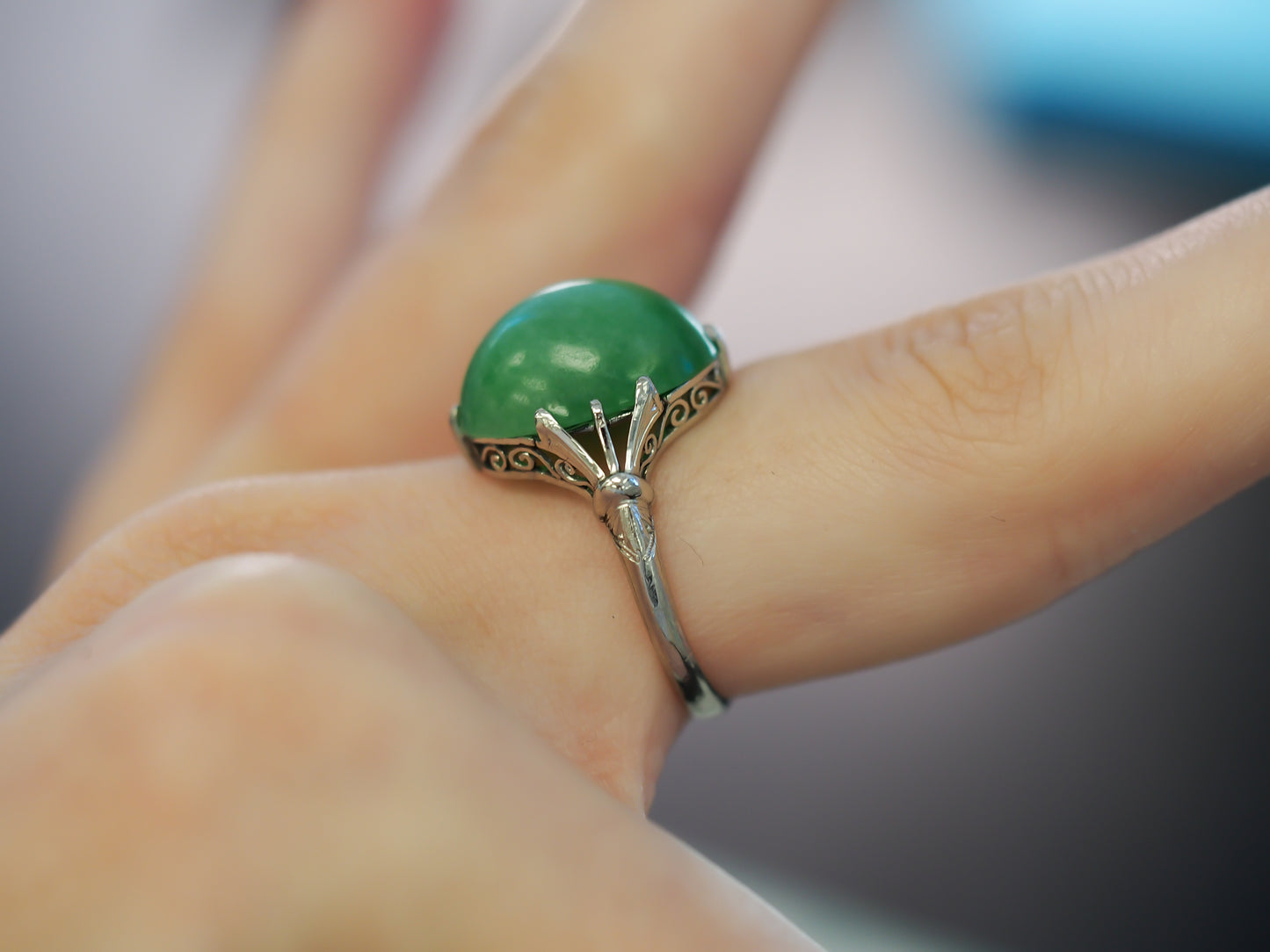 Platinum Vintage Jade Ring with ornate open work - VHK#329