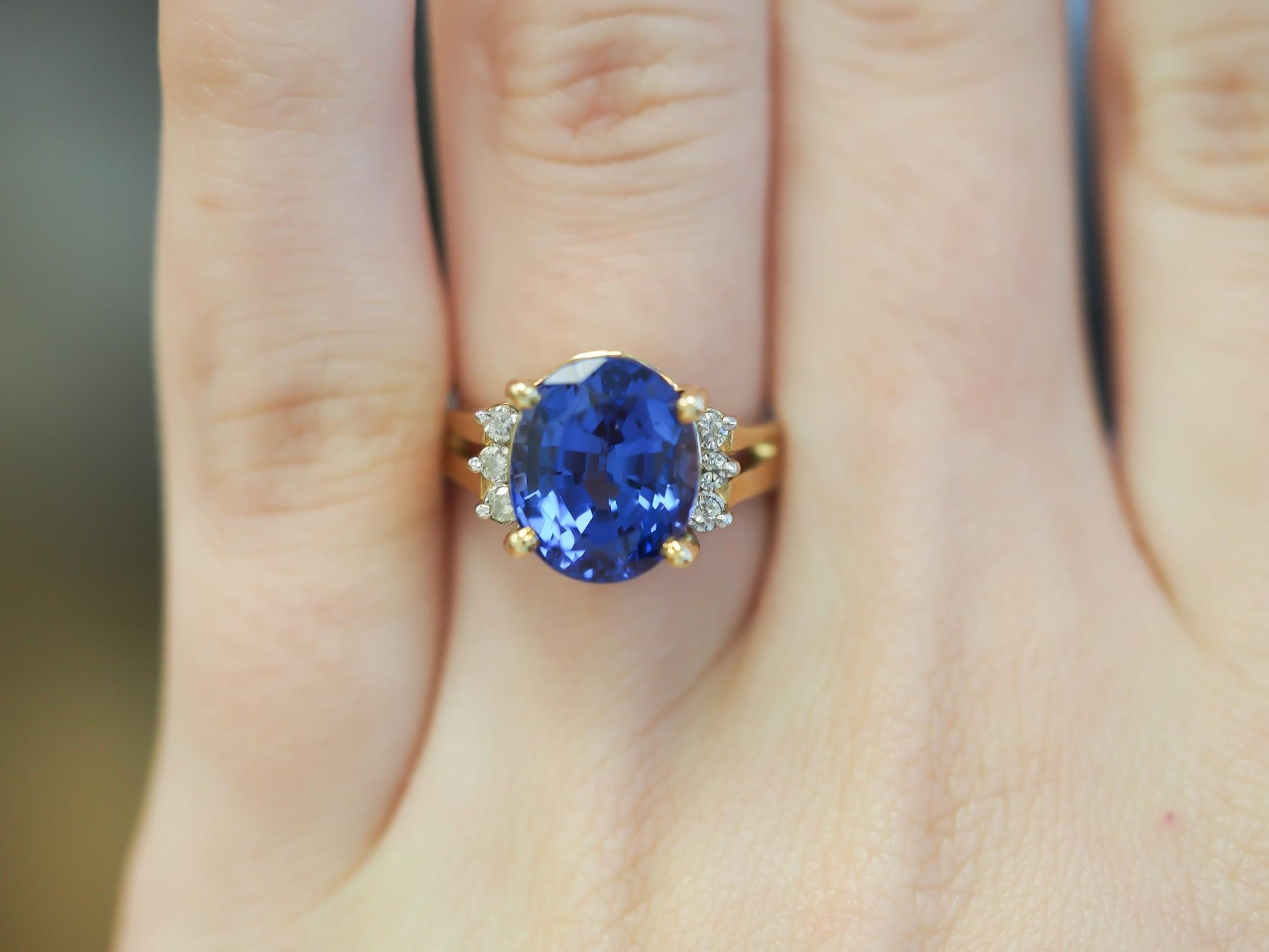 Estate LeVain 14K Yellow Gold Tanzanite and Diamond Ring - VHK#120c