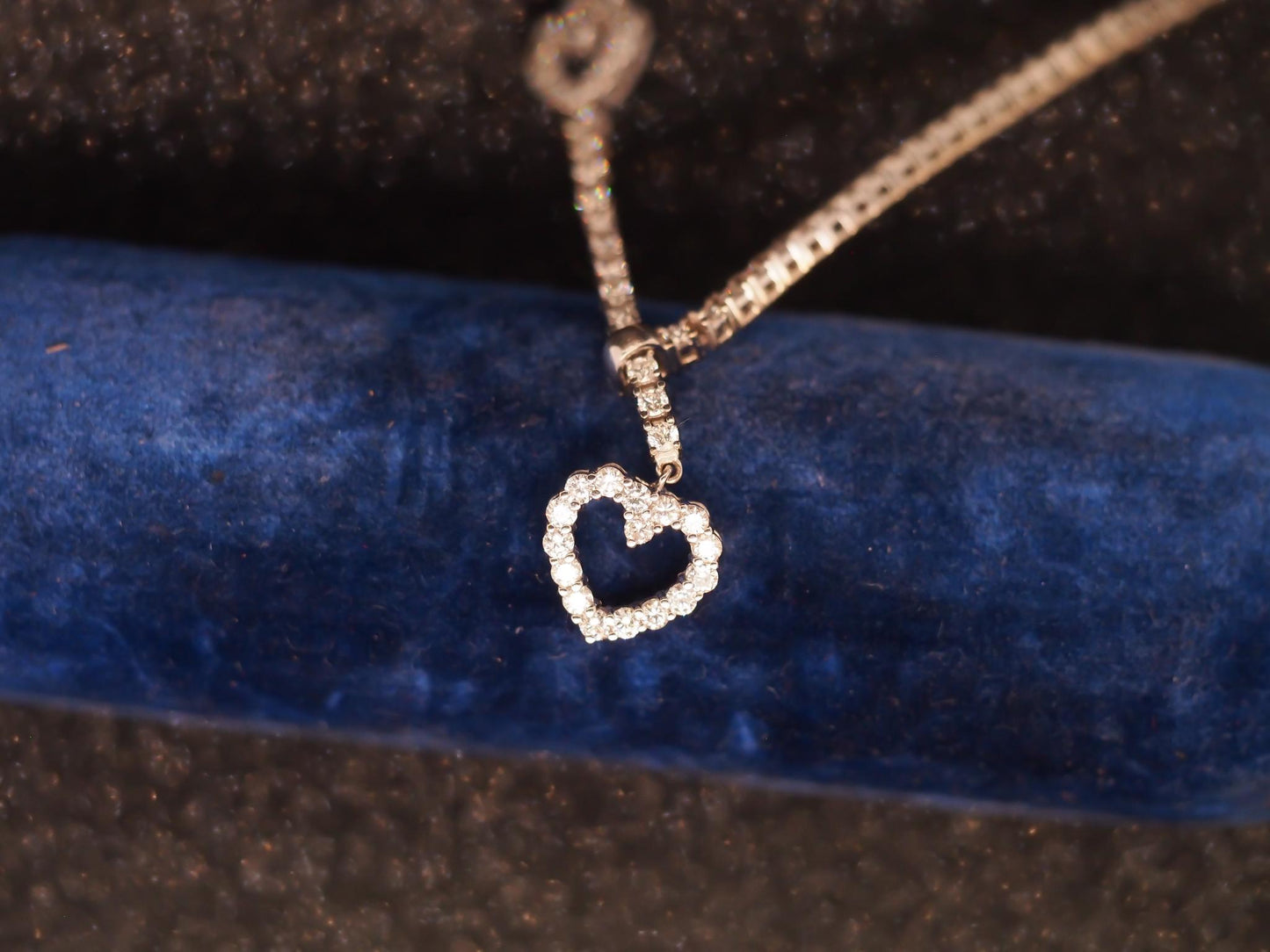 Estate 18K White Gold Diamond Heart Necklace - VHK#282a