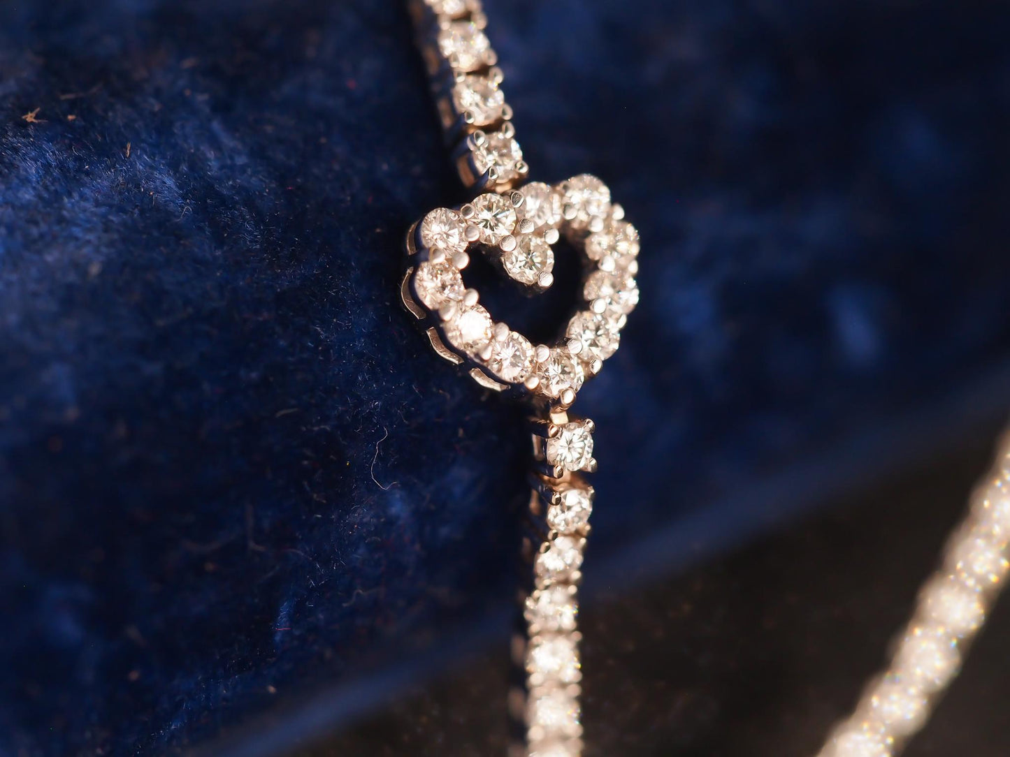 Estate 18K White Gold Diamond Heart Necklace - VHK#282a