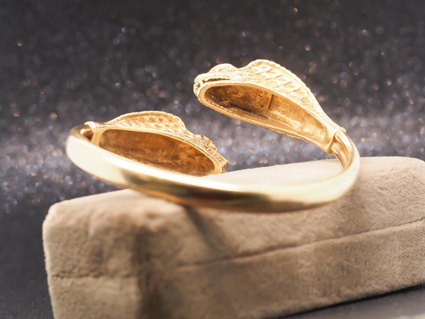 Estate Vintage Greek 18K Gold Double Cobra Bangle - VHK#530a