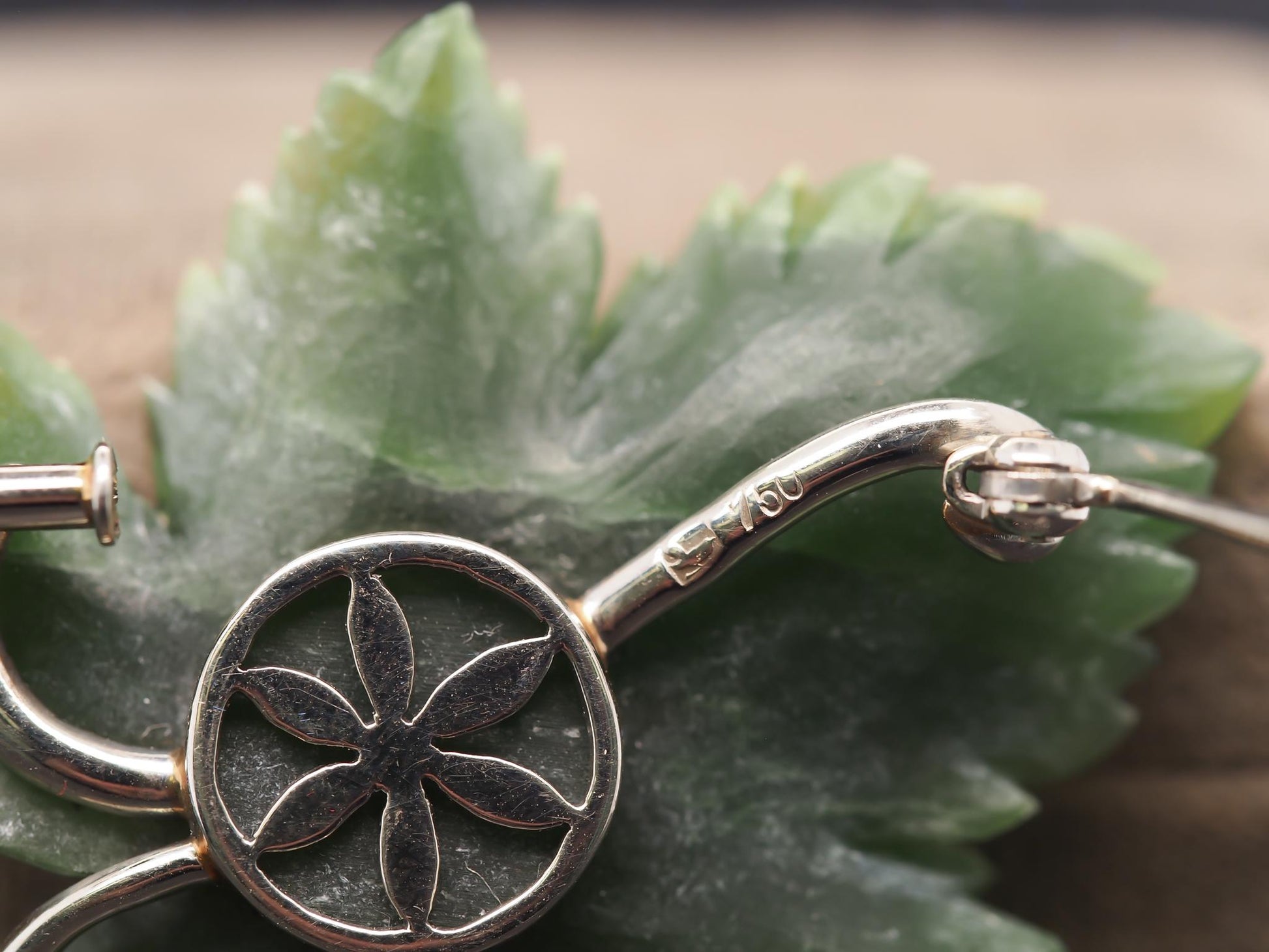 Estate 18K White Gold Jade Leaf Brooch with Diamond - VHK#524a