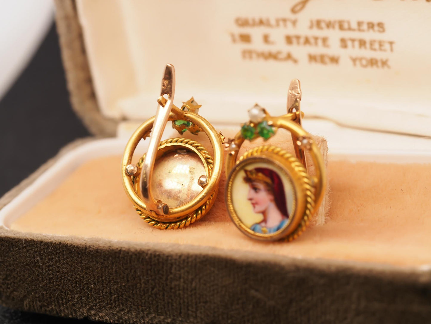 Estate Vintage 14K Yellow Gold Earrings with Emerald and Diamond - VHK#510B