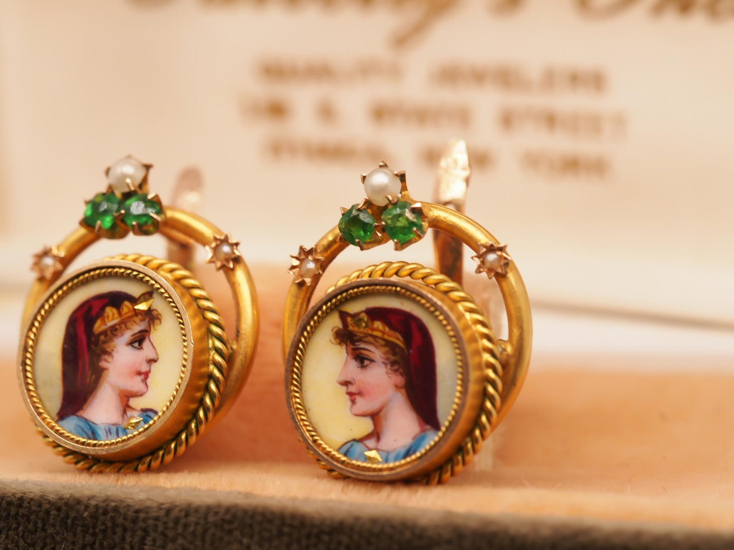 Estate Vintage 14K Yellow Gold Earrings with Emerald and Diamond - VHK#510B