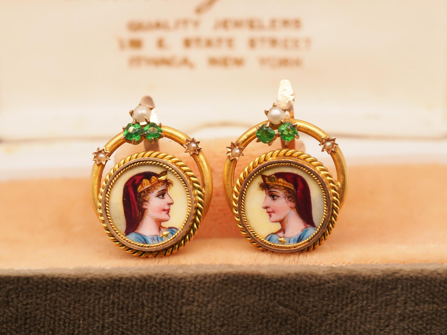 Estate Vintage 14K Yellow Gold Earrings with Emerald and Diamond - VHK#510B