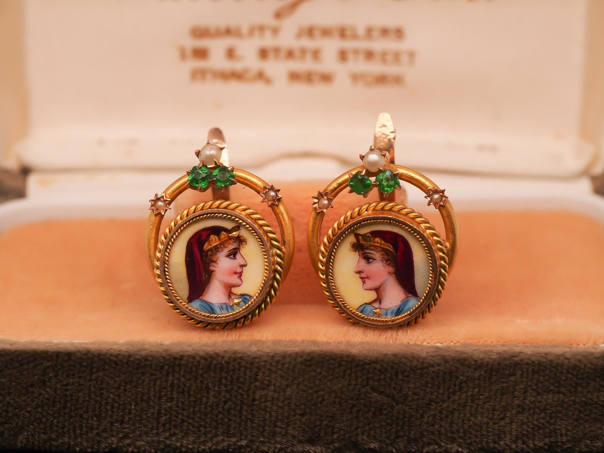 Estate Vintage 14K Yellow Gold Earrings with Emerald and Diamond - VHK#510B