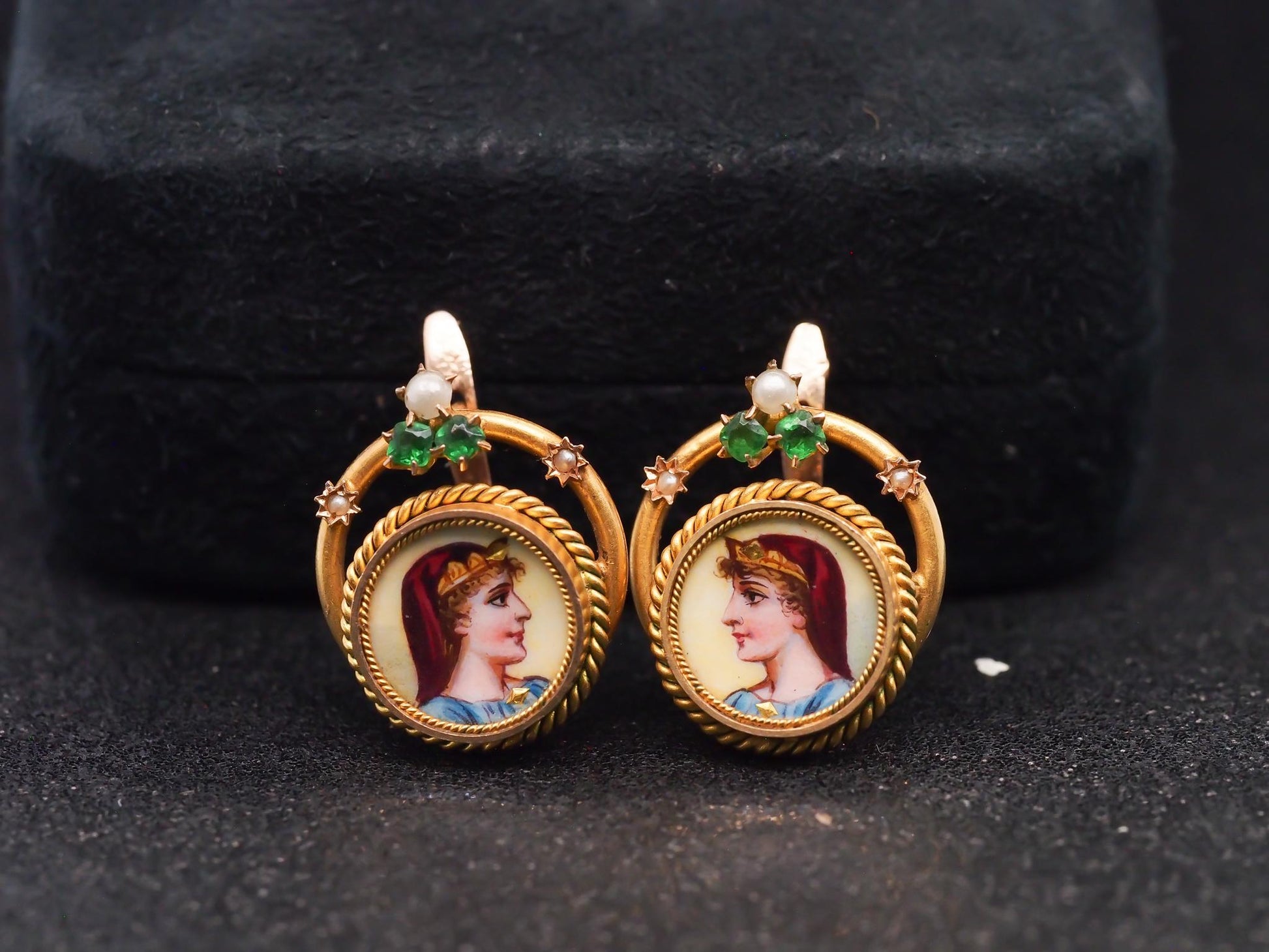 Estate Vintage 14K Yellow Gold Earrings with Emerald and Diamond - VHK#510B