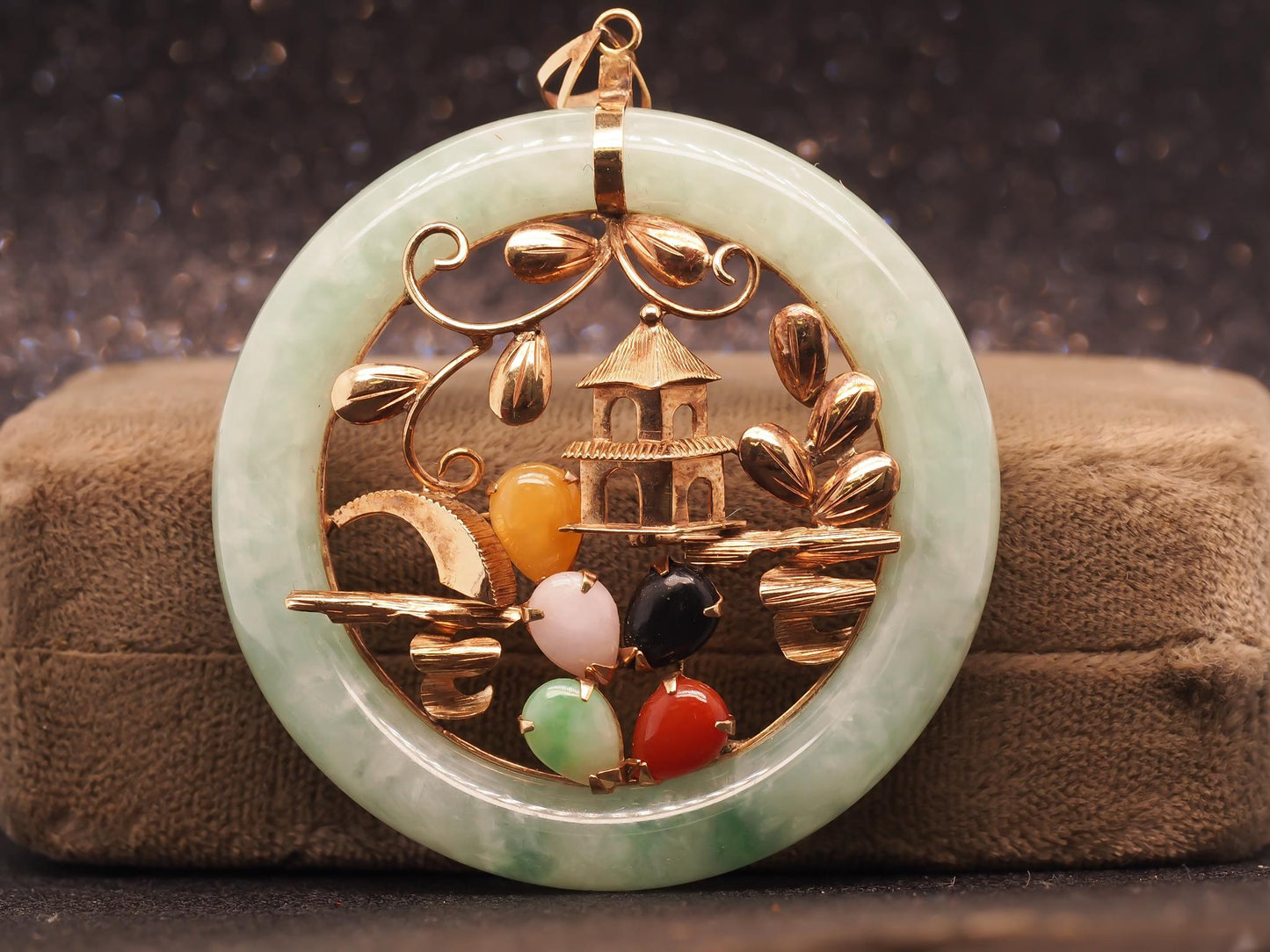 Estate 14K Yellow Gold Multicolor Jade Pendant - VHK#474a