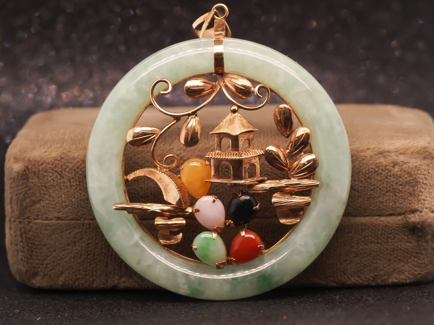 Estate 14K Yellow Gold Multicolor Jade Pendant - VHK#474a