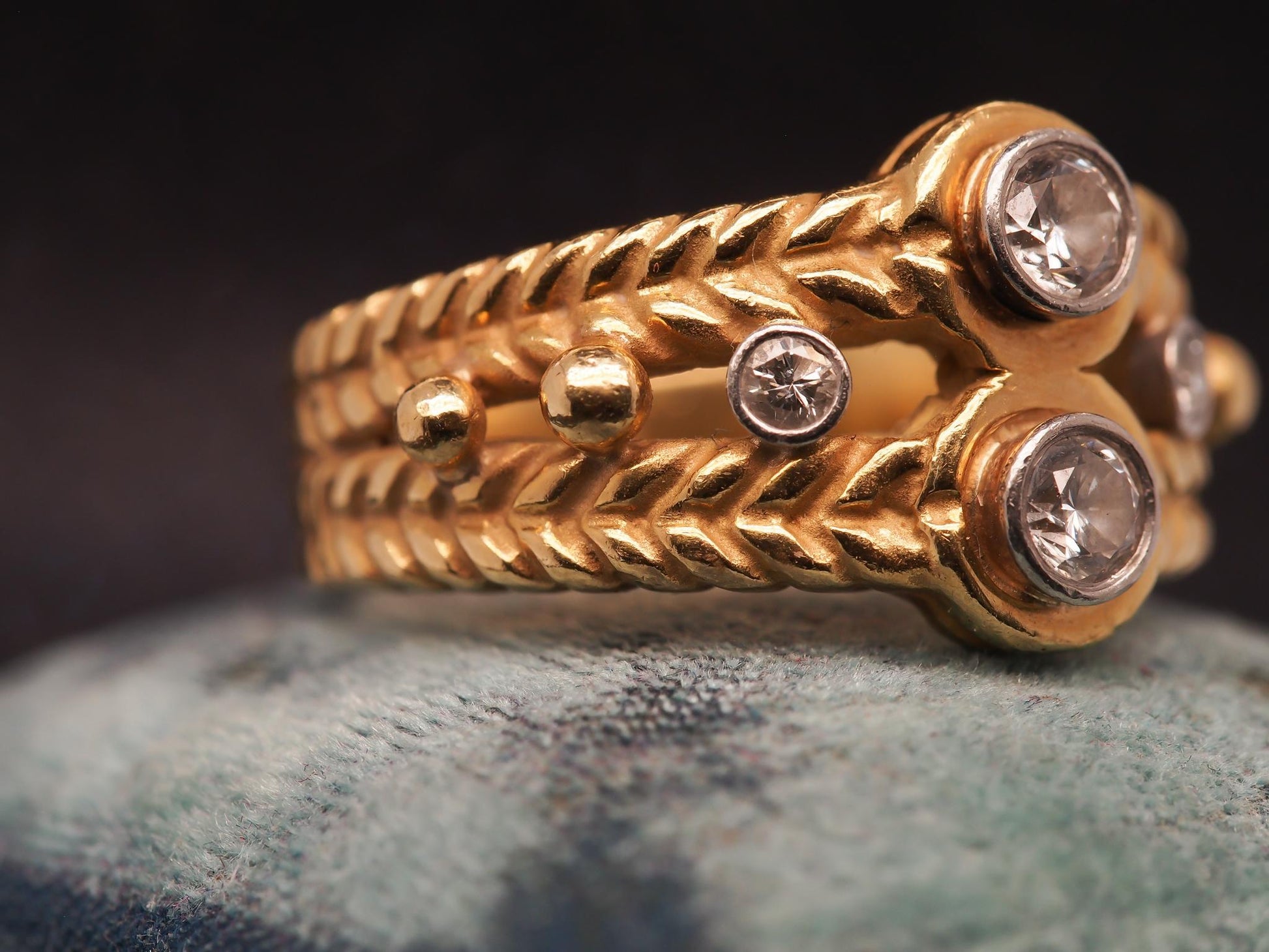 Estate 18K Yellow Gold Diamond Engraved Band - VHK#45A