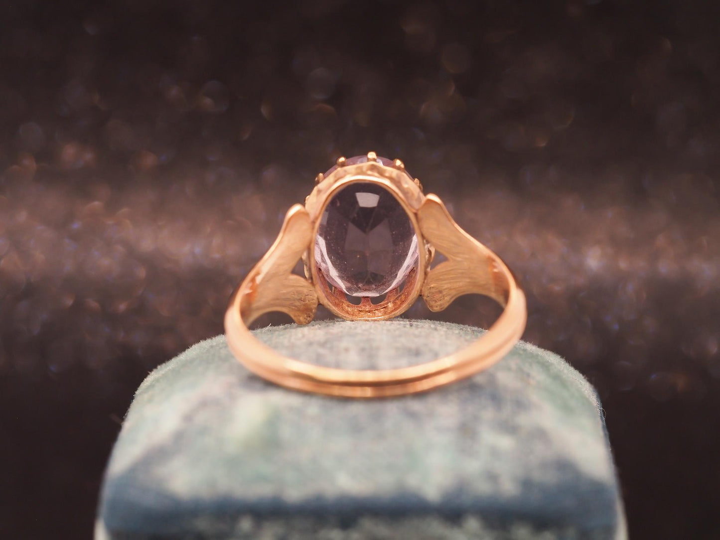 Estate Victorian 11K Yellow Gold Amethyst Ring - VHK#694A