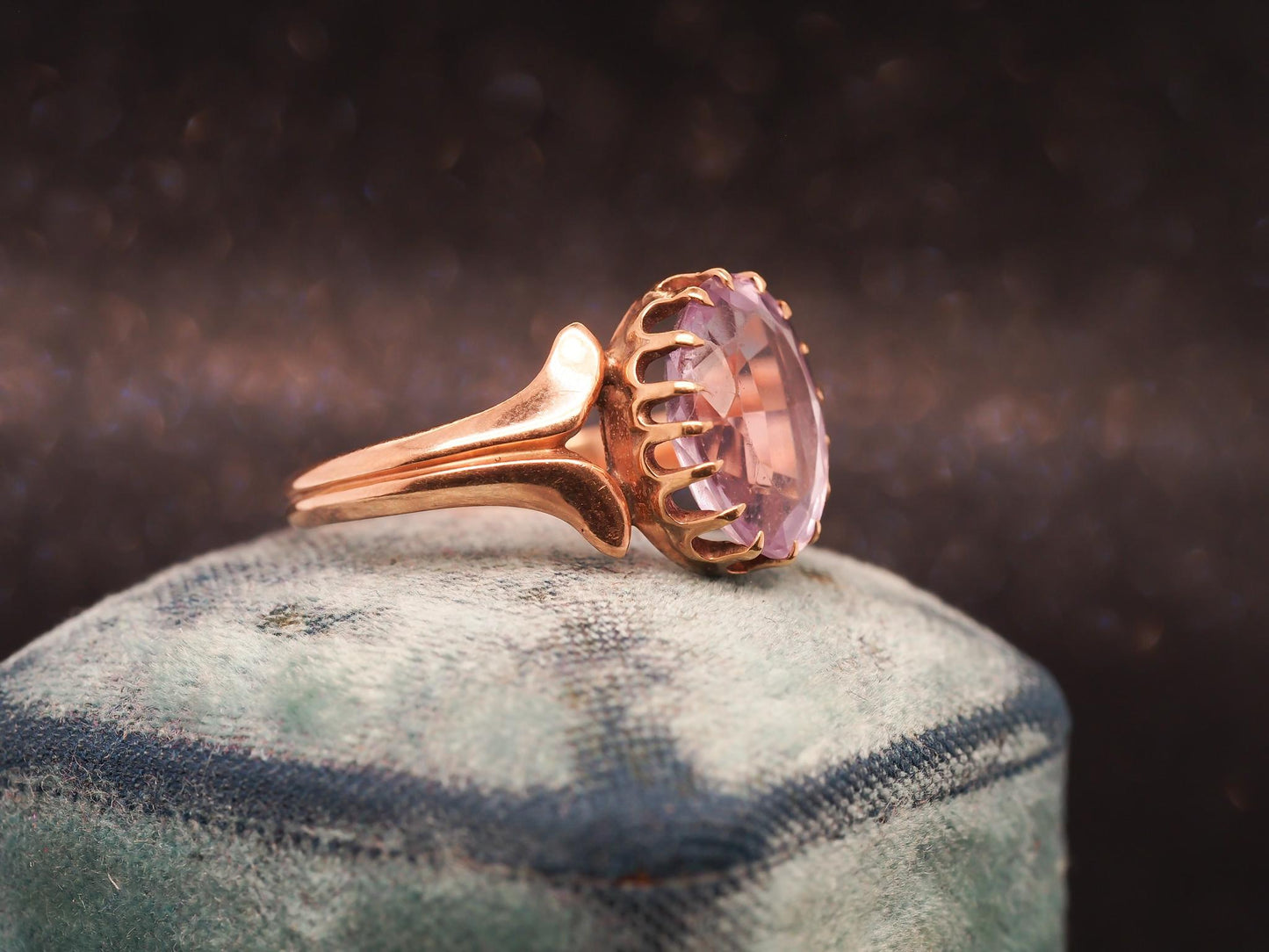 Estate Victorian 11K Yellow Gold Amethyst Ring - VHK#694A