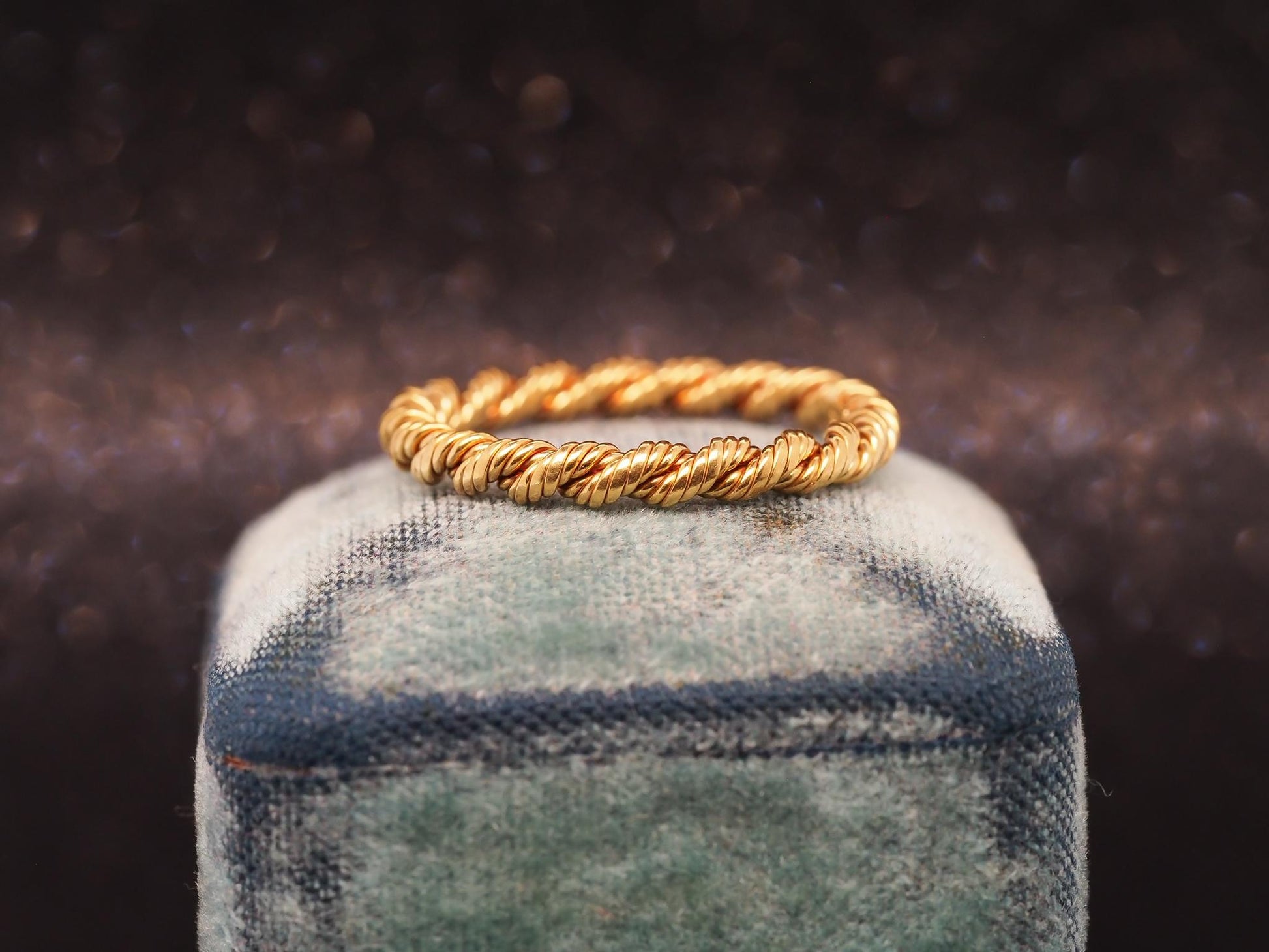 Estate Vintage Tiffany & Co. 18K Yellow Gold Weave Band - VHK3729A