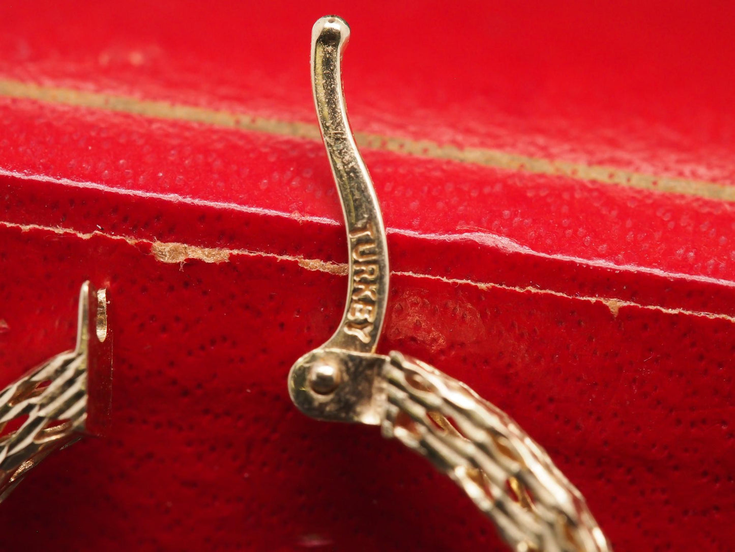 Estate 1980s 10K Yellow Gold Hoop Earrings - VHK#846A