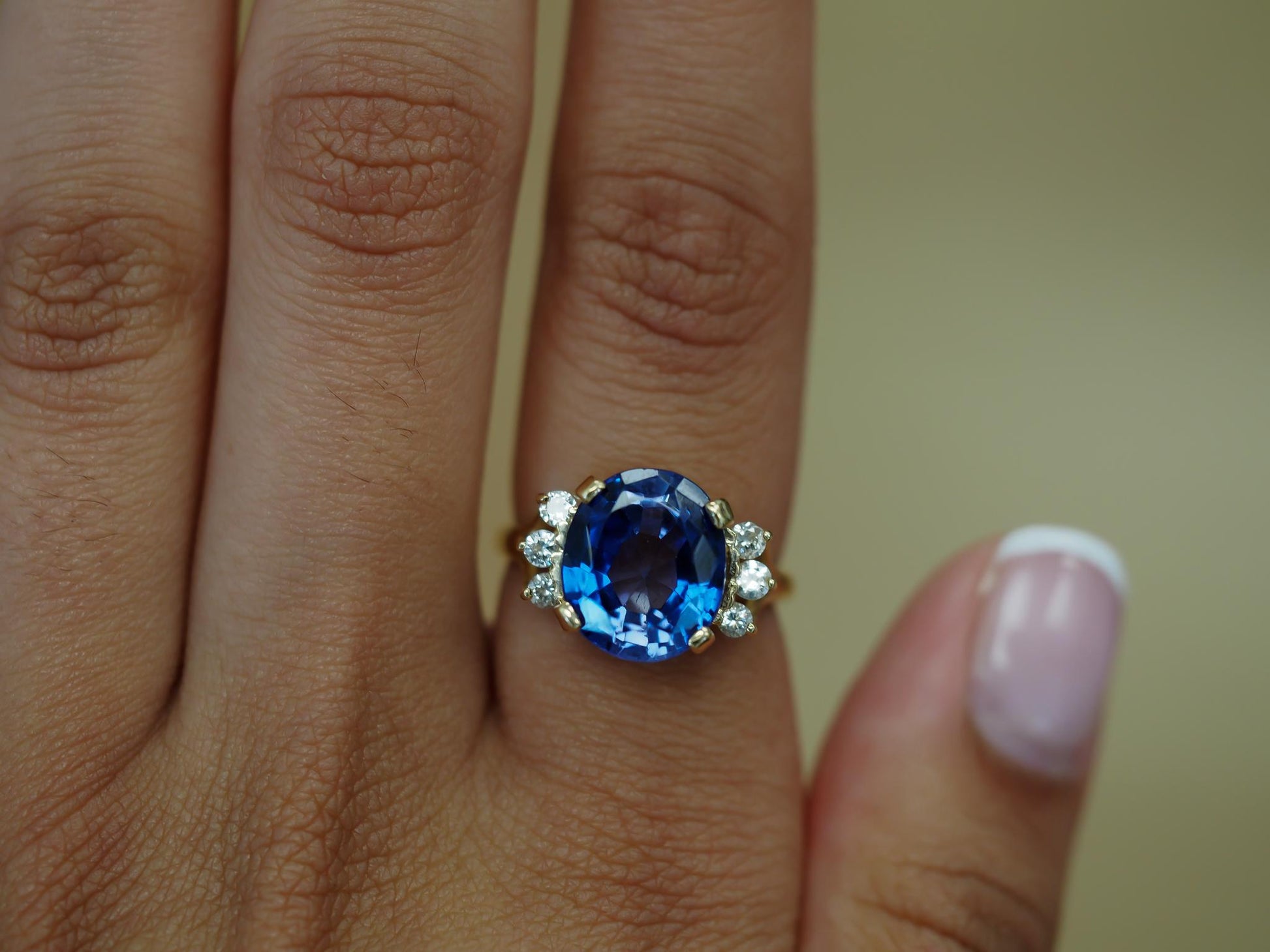 Estate 14K Yellow Gold 9ct Tanzanite and Diamond Ring - VHK#896A