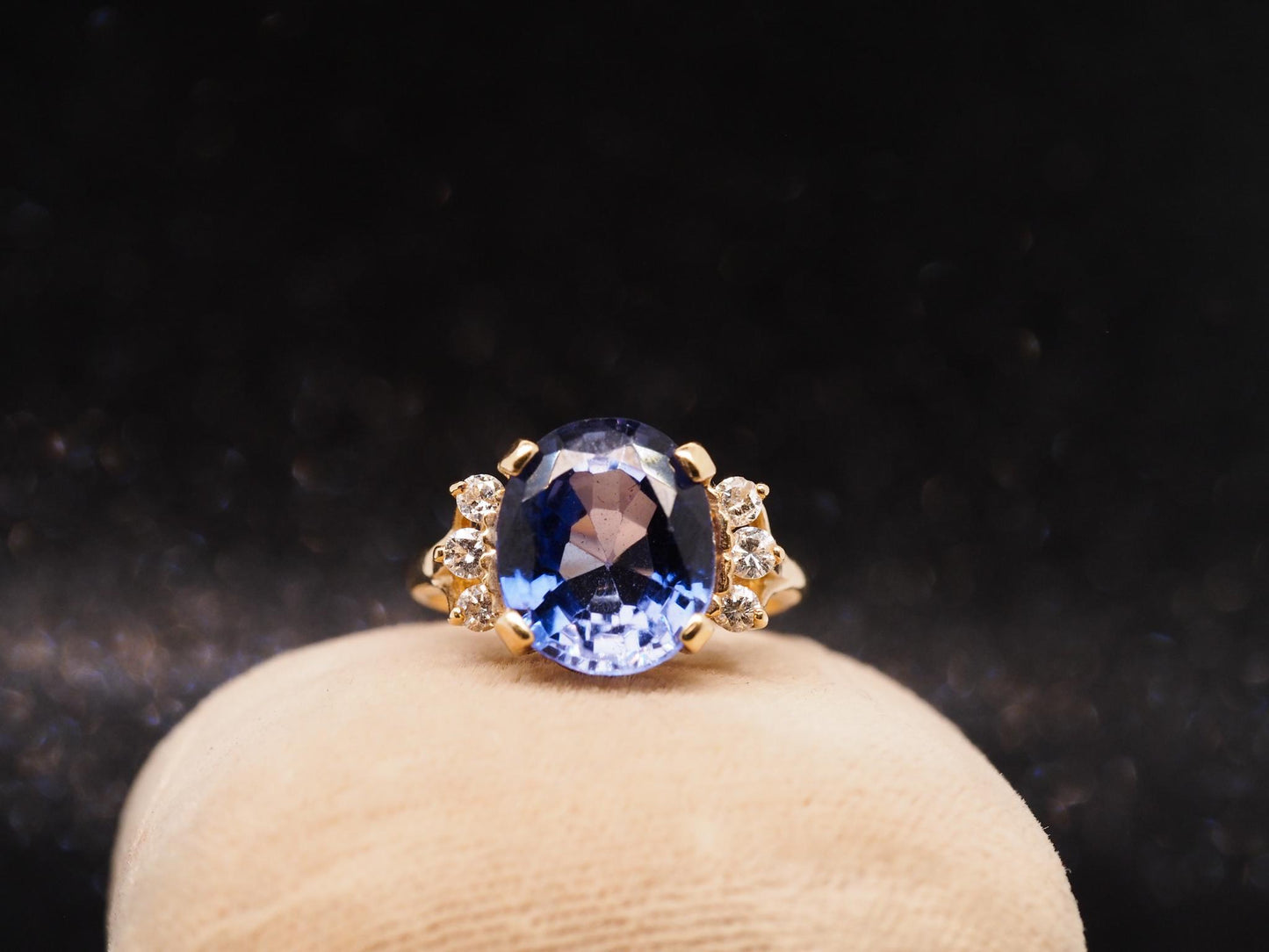 Estate 14K Yellow Gold 9ct Tanzanite and Diamond Ring - VHK#896A