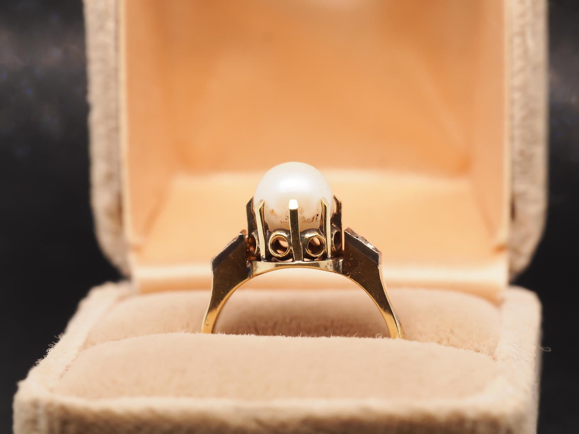 Estate Antique 18K Yellow Gold Pearl and Diamond Ring - VHK#1011