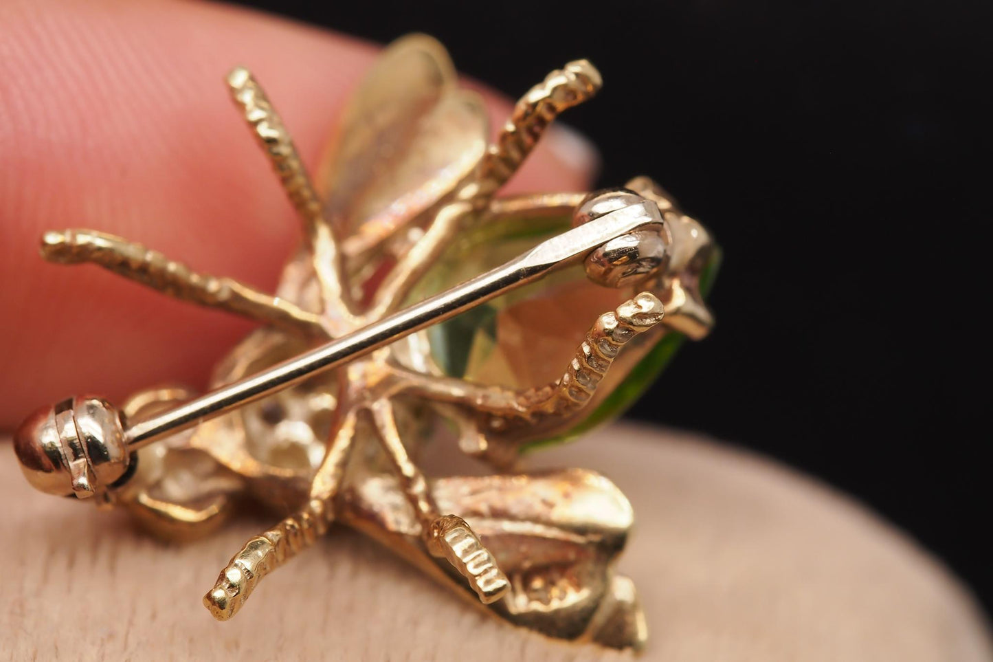 Vintage 14K Yellow Gold Peridot and Diamond Fly Brooch Pin - VHK#1023
