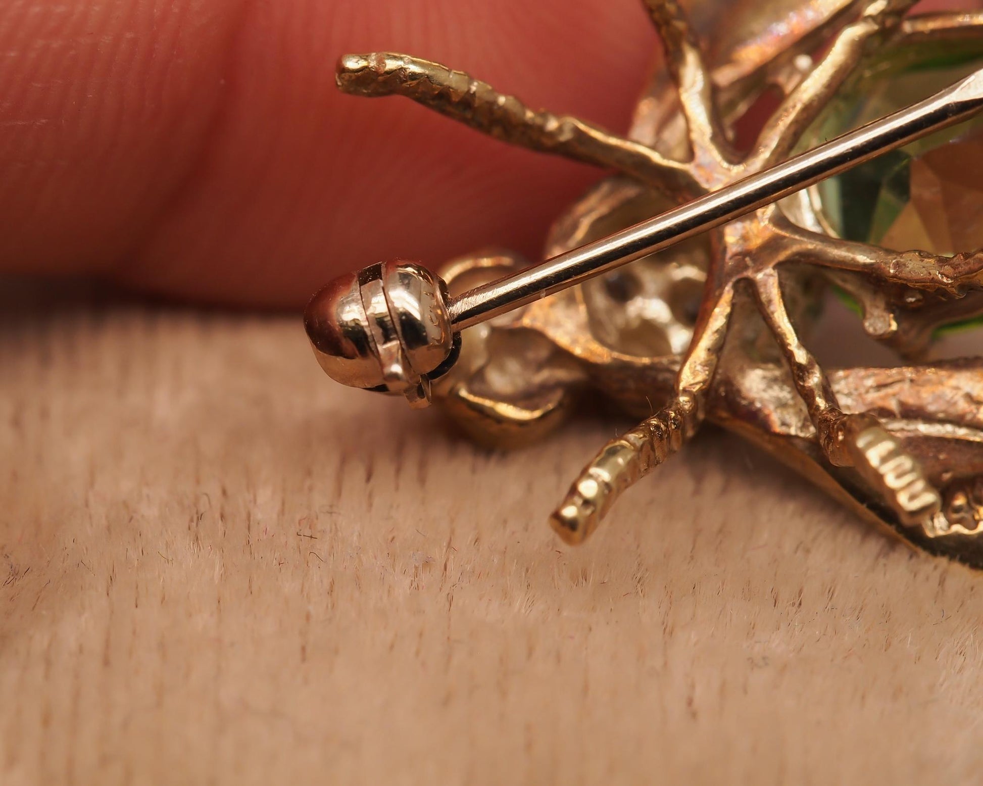 Vintage 14K Yellow Gold Peridot and Diamond Fly Brooch Pin - VHK#1023