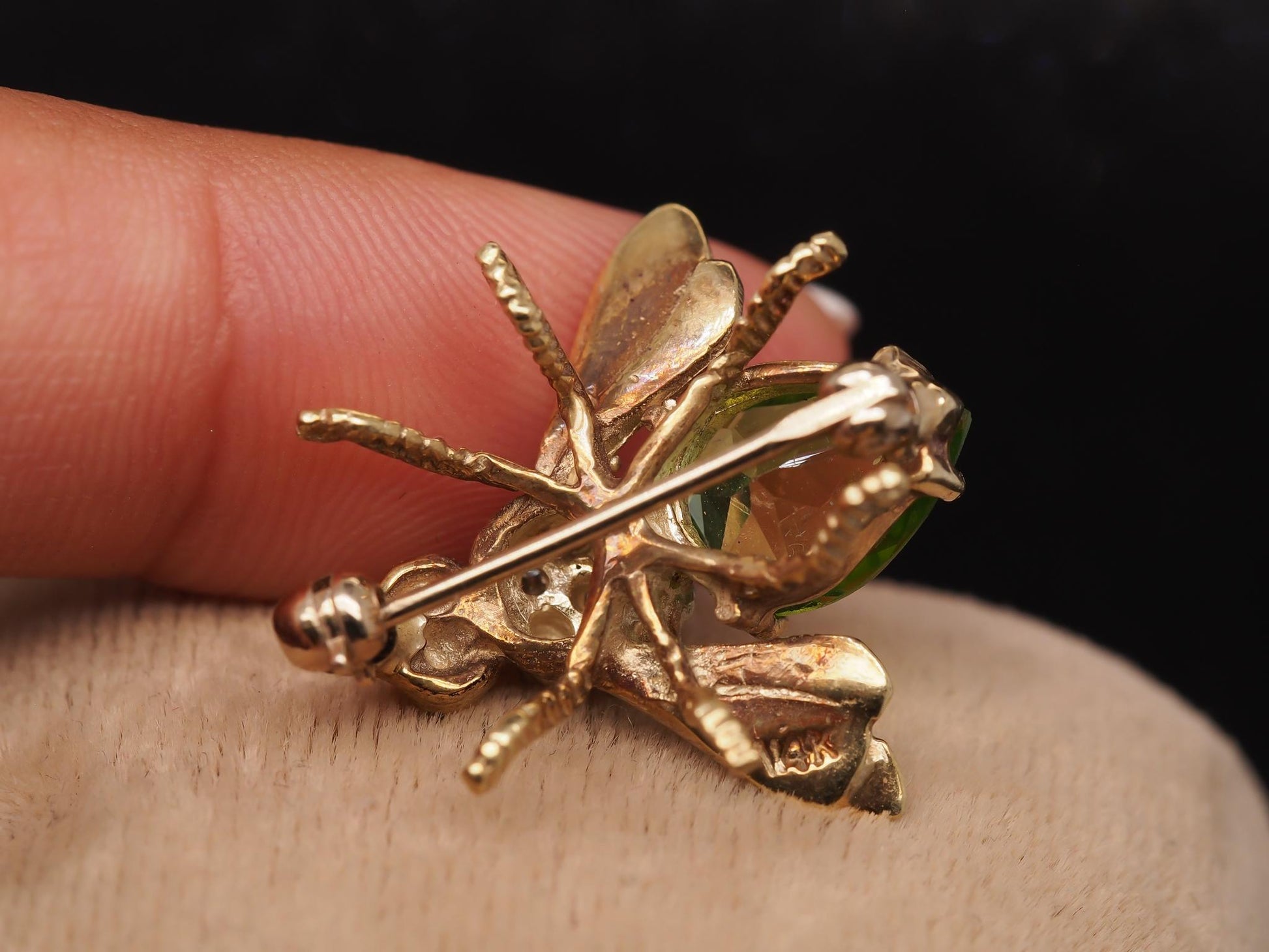 Vintage 14K Yellow Gold Peridot and Diamond Fly Brooch Pin - VHK#1023