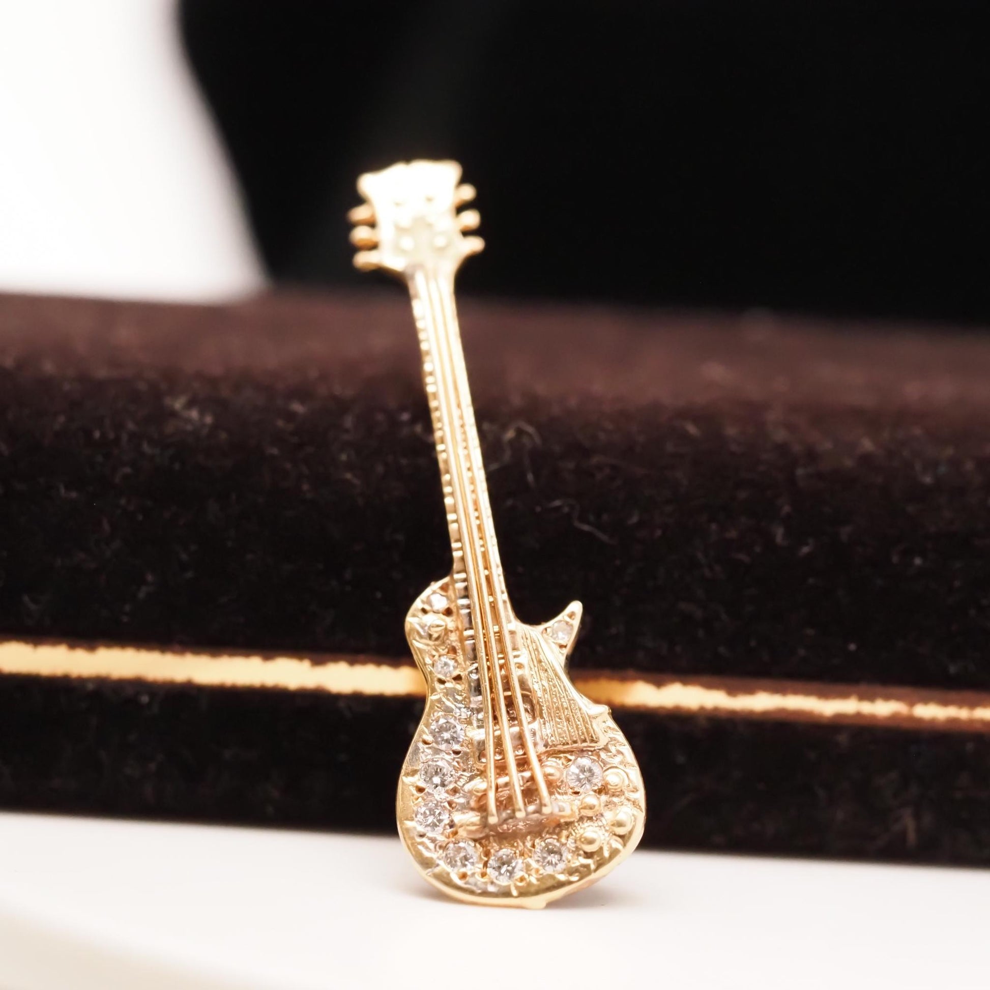 Vintage 14K Yellow Gold Diamond Guitar Pendant - VHK#666
