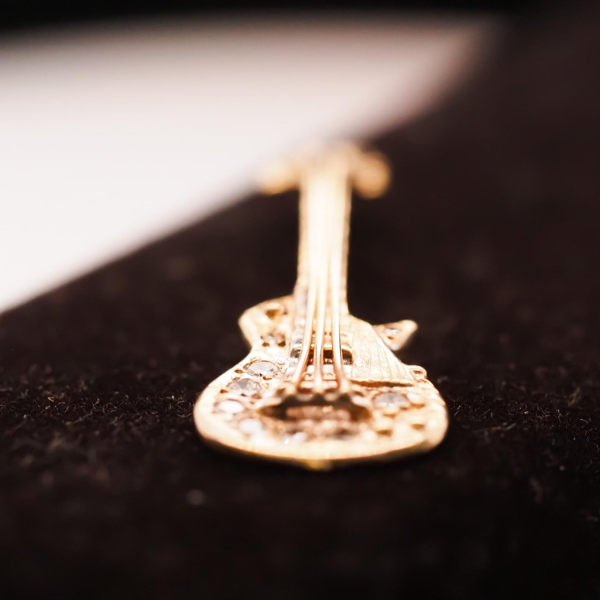 Vintage 14K Yellow Gold Diamond Guitar Pendant - VHK#666