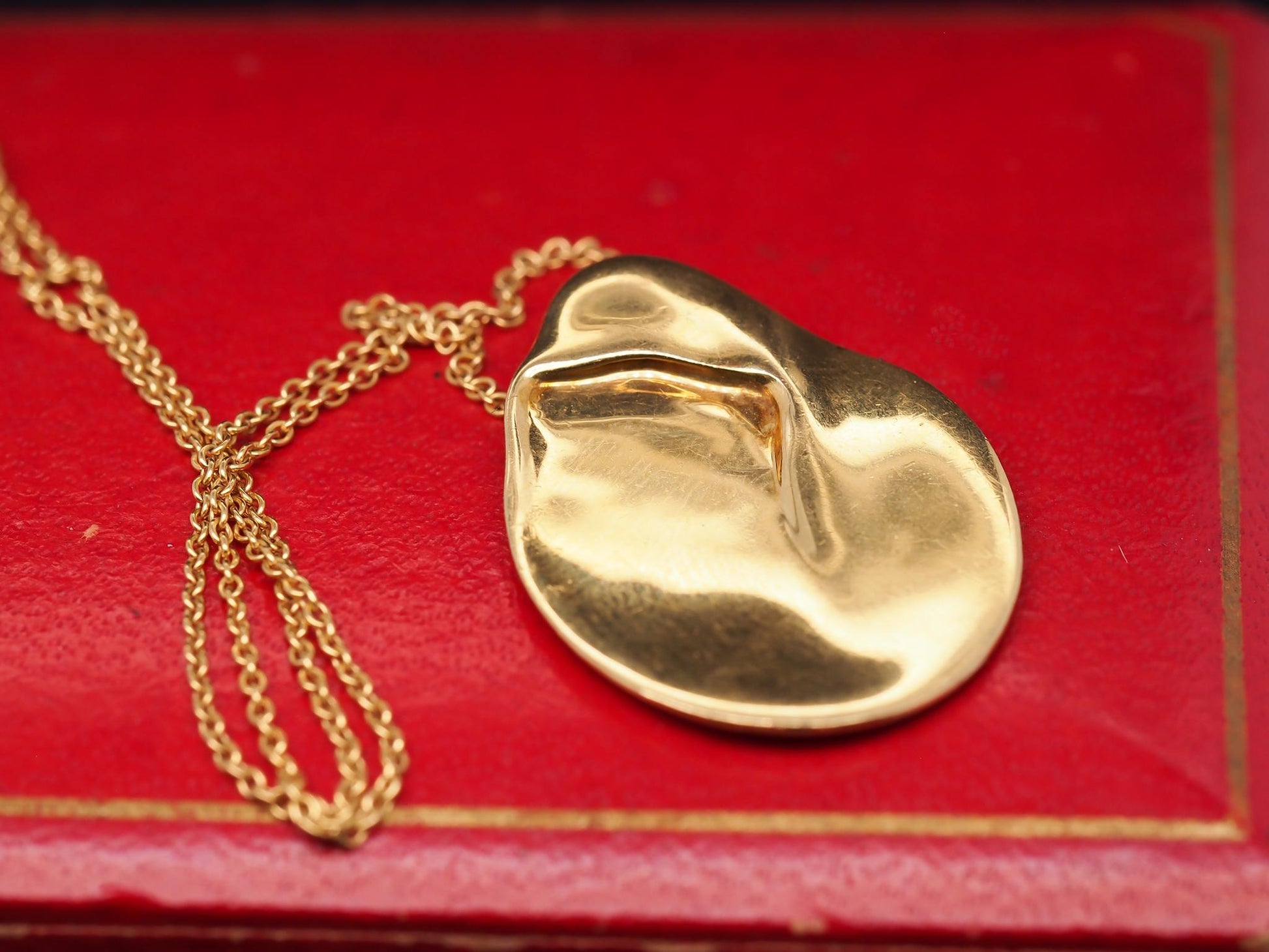 Estate 18K Yellow Gold Tiffany & Co. Madonna Pendant Necklace - VHK#1027