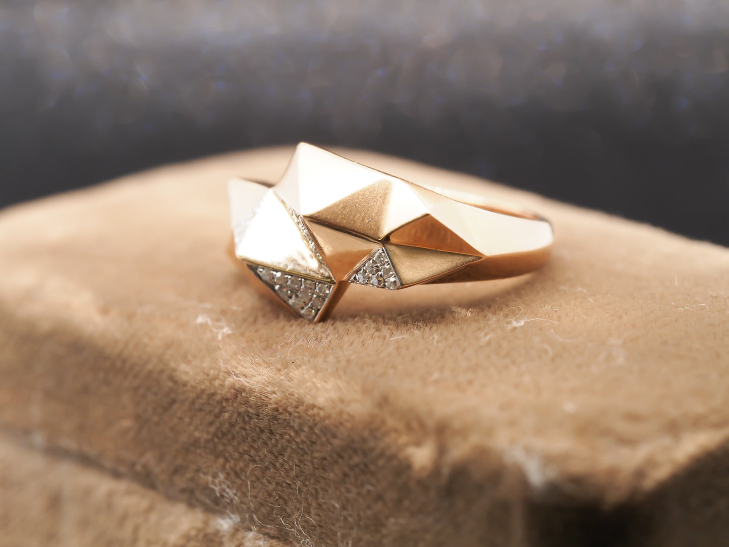 14K Rose Gold Geometric Shape Round Brilliant Diamond Ring - VHK#513a