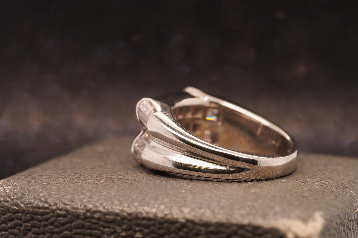 Estate 18K White Gold Diamond Band - VHK#496A