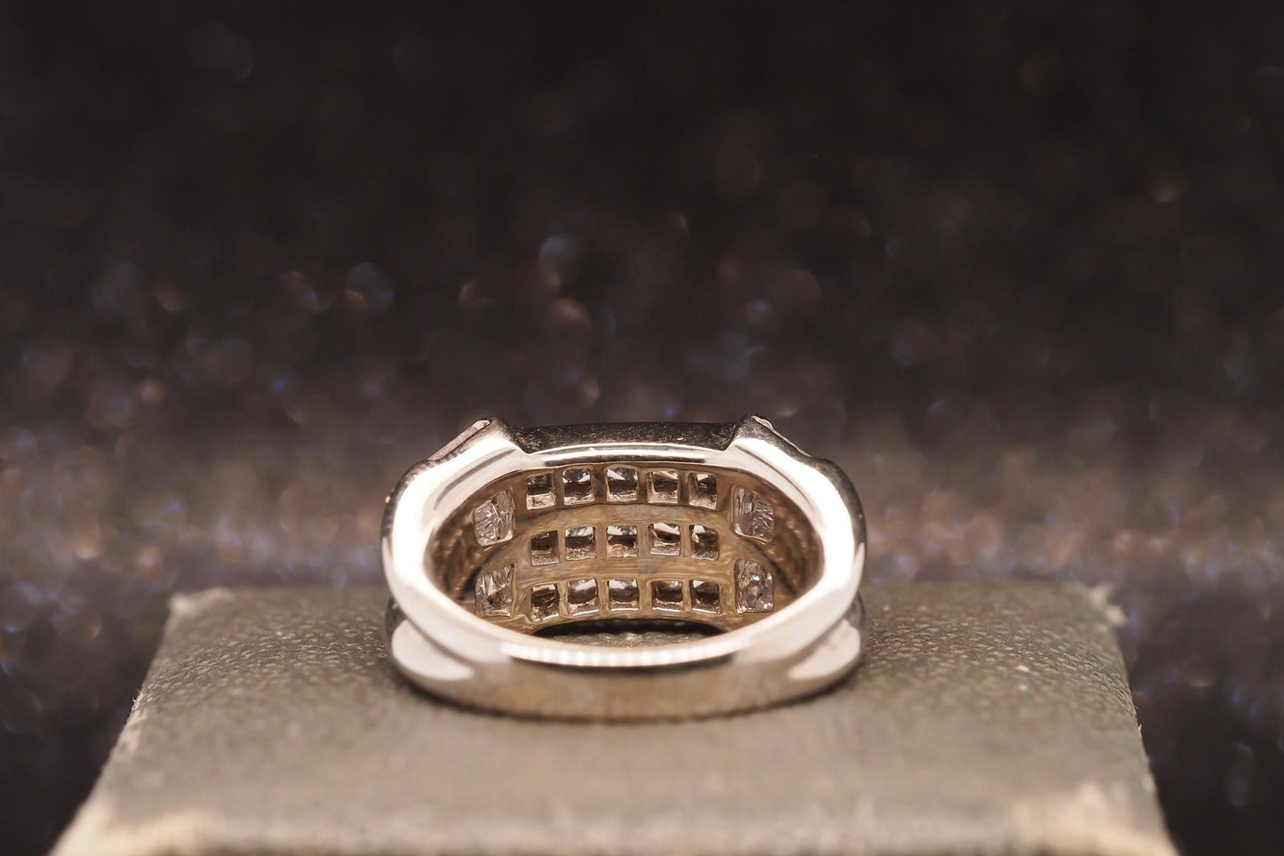 Estate 18K White Gold Diamond Band - VHK#496A