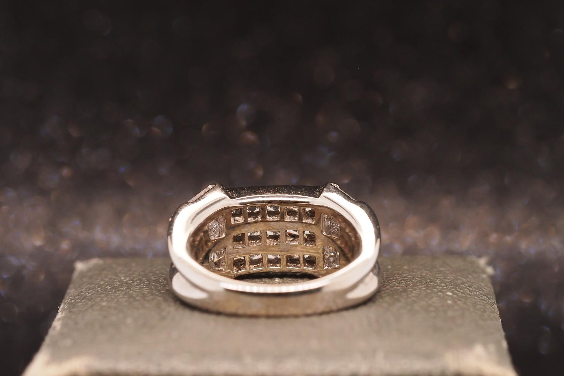 Estate 18K White Gold Diamond Band - VHK#496A