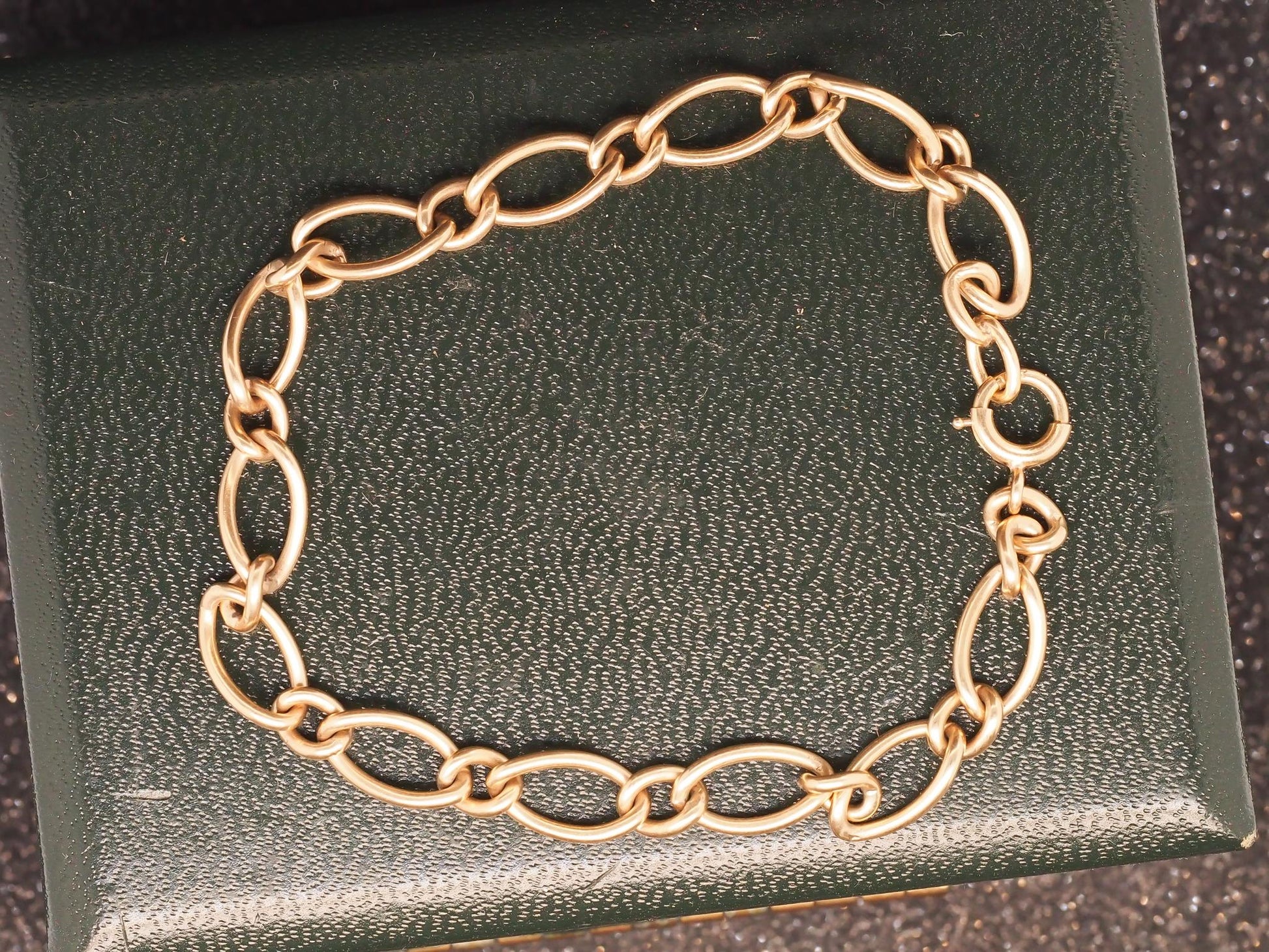 Estate 14K Yellow Gold Oval Link Bracelet - VHK#587b