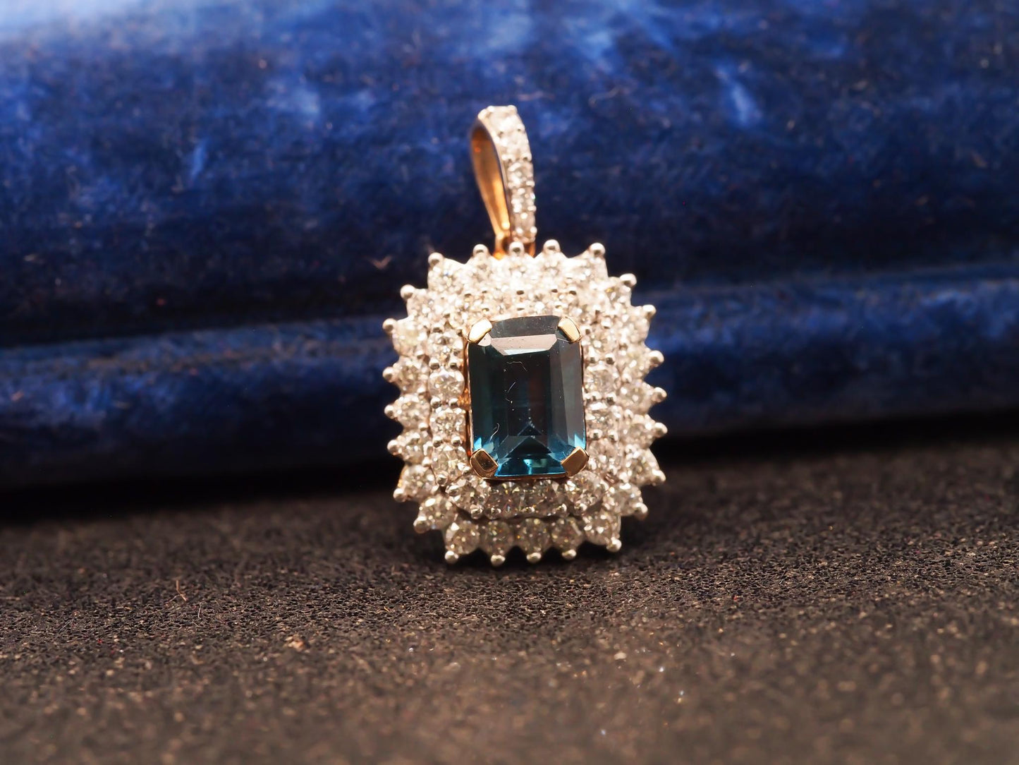 Estate Vintage 14K Yellow Gold Topaz and Diamond Pendant - VHK#806