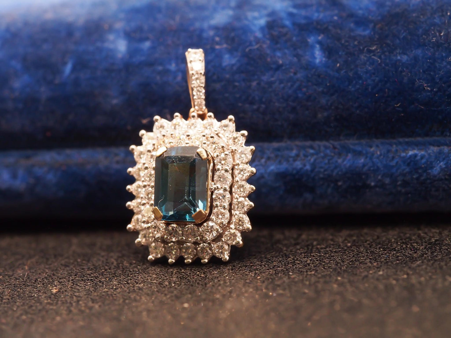 Estate Vintage 14K Yellow Gold Topaz and Diamond Pendant - VHK#806