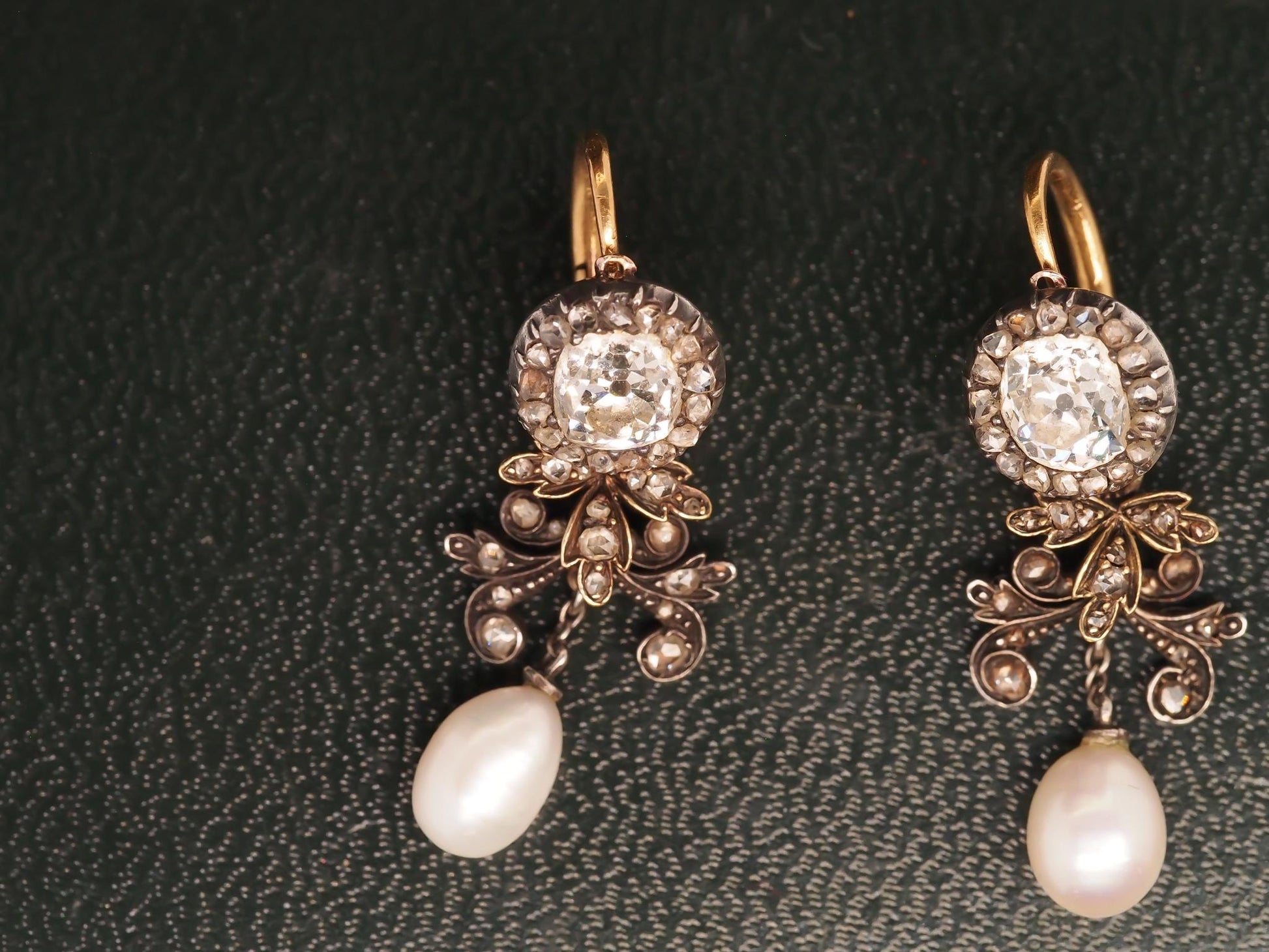 Edwardian Yellow Gold Old Mine Diamond Detachable Dangling Pearl Earrings