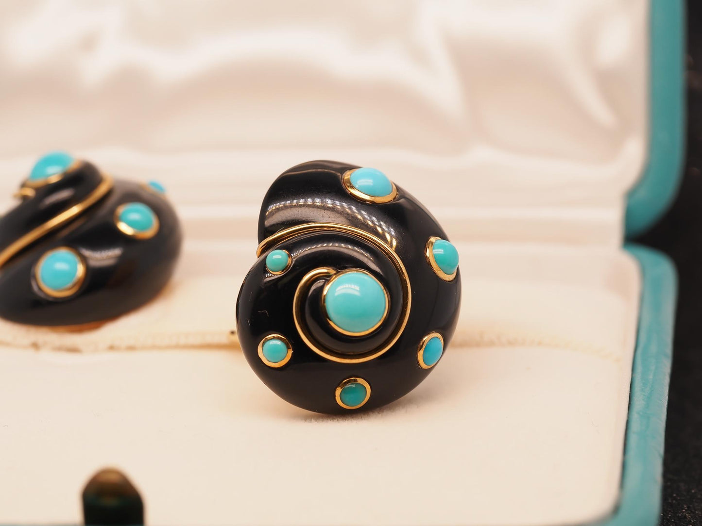 Estate Vintage VERDURA 18K Yellow Gold Turquoise and Enamel Seashell Earrings