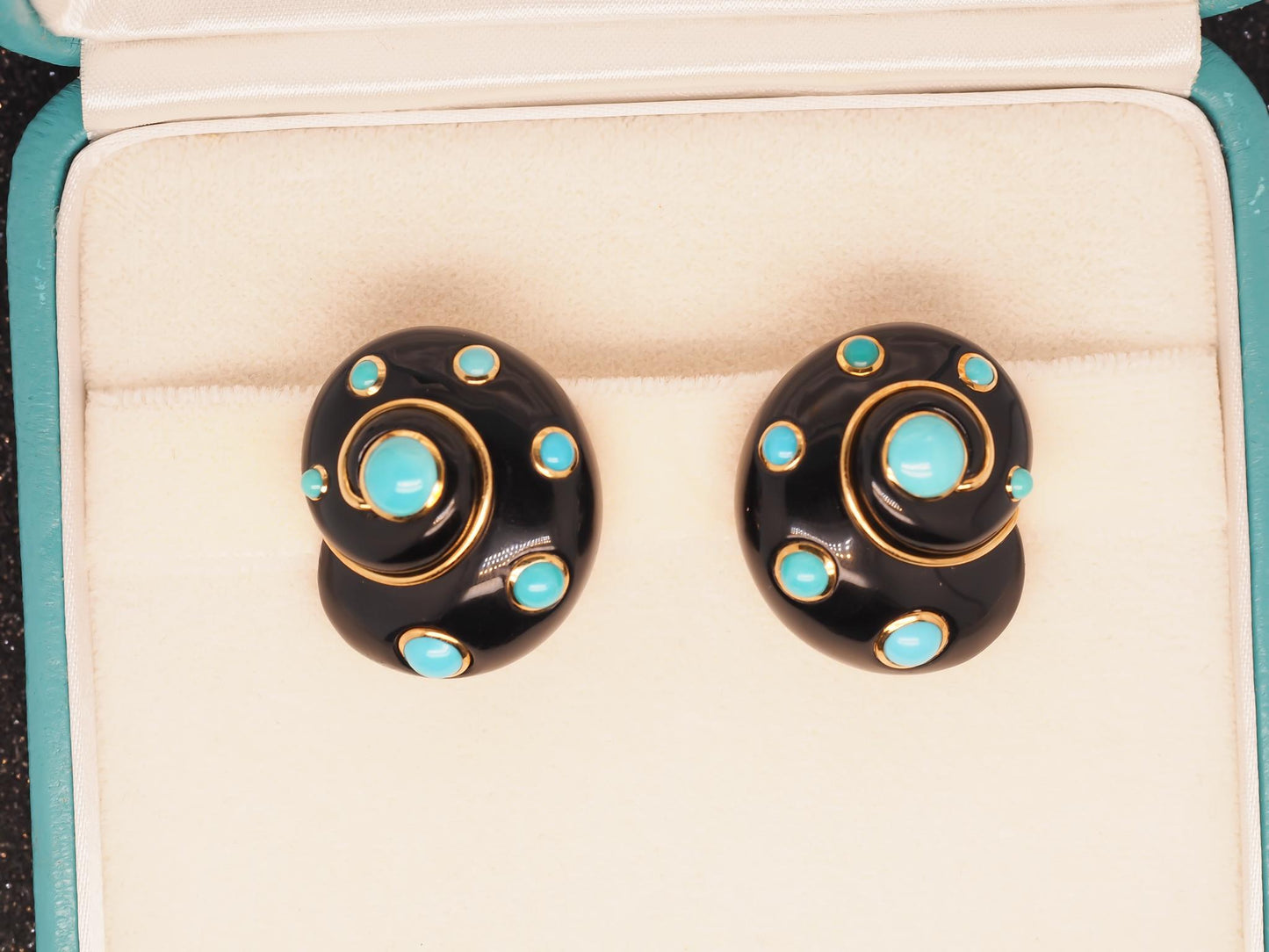 Estate Vintage VERDURA 18K Yellow Gold Turquoise and Enamel Seashell Earrings