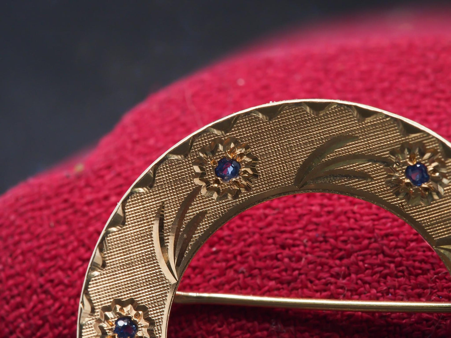 Estate 14K Yellow Gold Cartier Sapphire Flower Motif Brooch Pin - VHK#532A