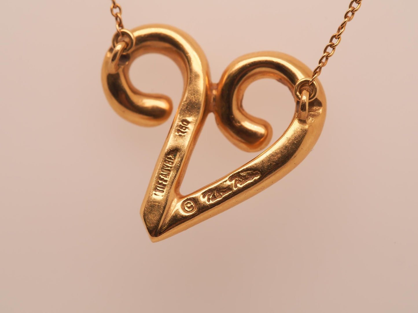 Estate 18K Yellow Gold Paloma Picasso Tiffany & Co. Aries Pendant Necklace