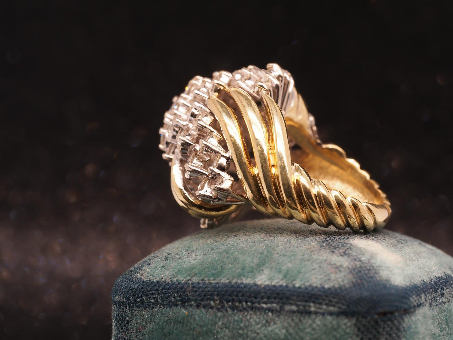 Estate 18K Yellow Gold Diamond Cluster Swirl Ring - VHK#1039