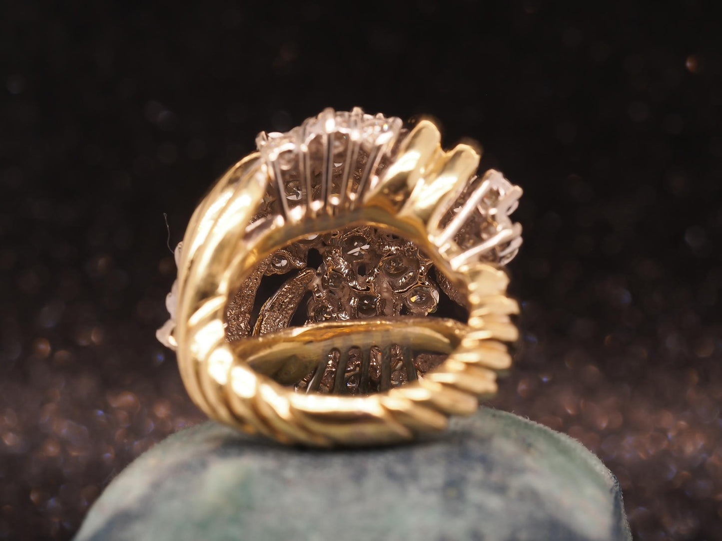 Estate 18K Yellow Gold Diamond Cluster Swirl Ring - VHK#1039