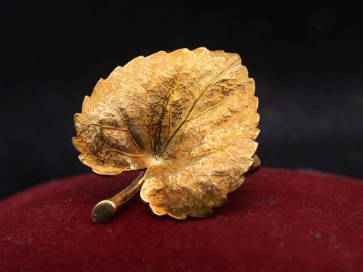 Estate Tiffany & Co. 18K Yellow Gold Leaf Brooch - VHK#833a