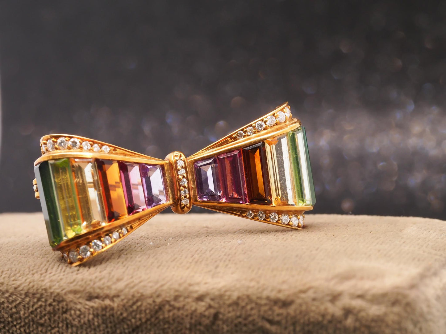 Estate Vintage 18K Yellow Gold Diamond and Gemstone Brooch - VHK#194B