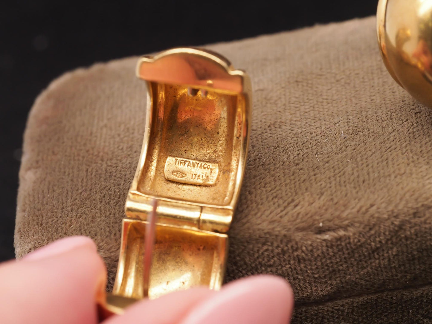 Estate Vintage 18K Yellow Gold Tiffany Large Hoop Huggie Earrings - VHK#904a