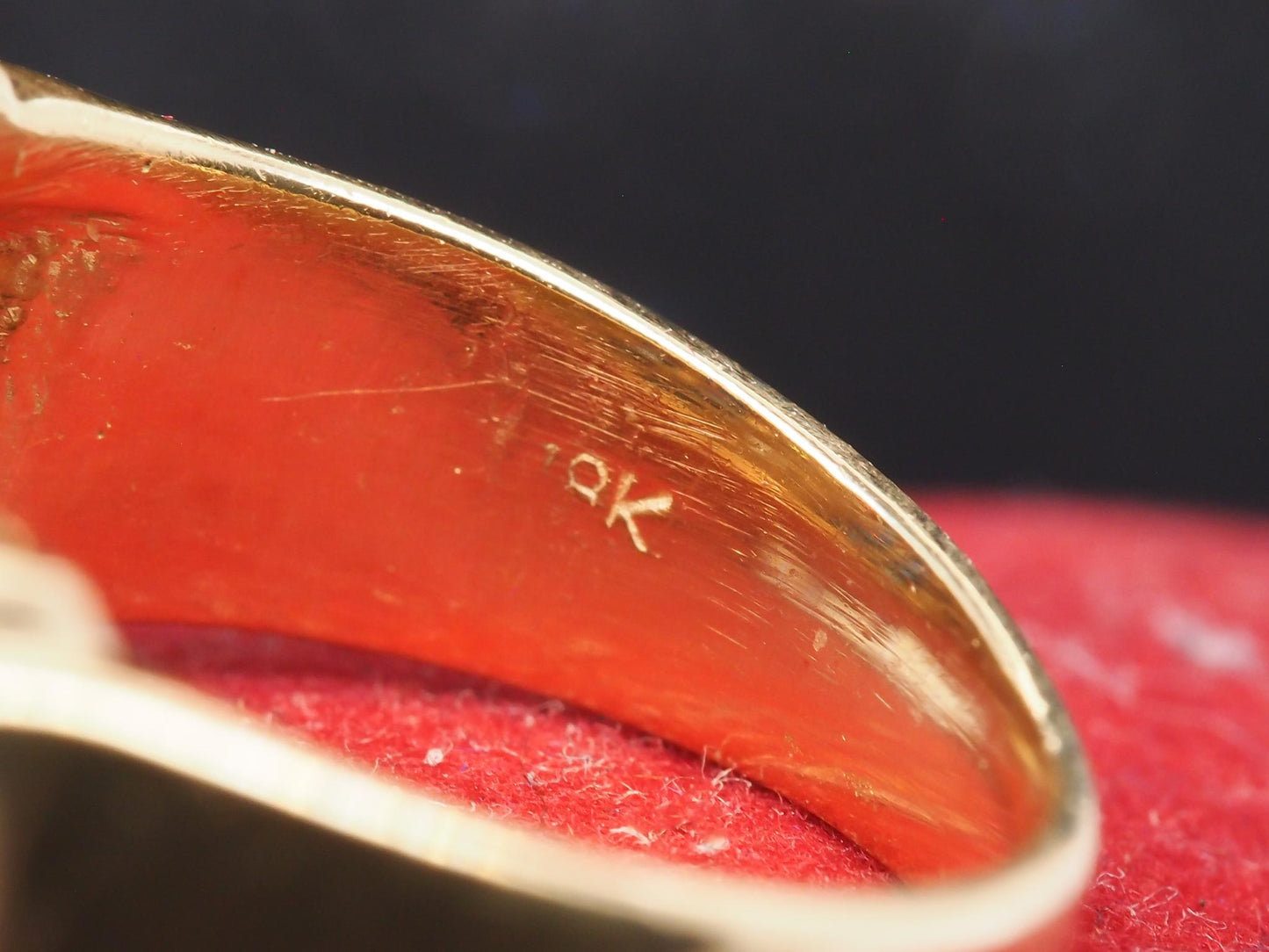 Estate 18K Yellow Gold Sapphire and Diamond Ring - VHK#1046